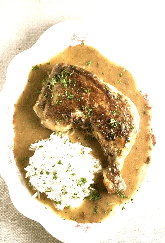 Pan-Seared Chicken Thighs with Gravy and Rice