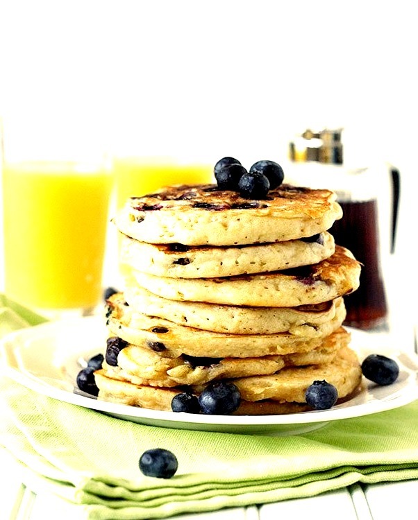 Blueberry & Peach Yogurt Buttermilk Pancakes