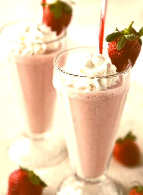 Recipe: Strawberry Banana Milkshake